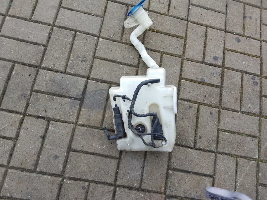 VW TOURAN 1T0 zbiorniczek spryskiwaczy pompki komplet