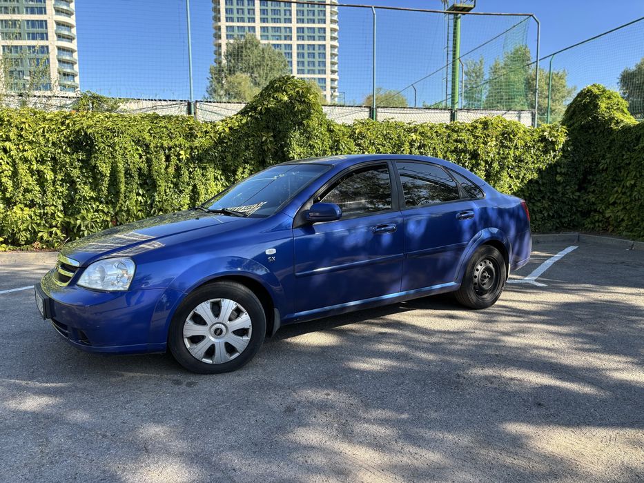 Продам машину Chevrolet lacetti