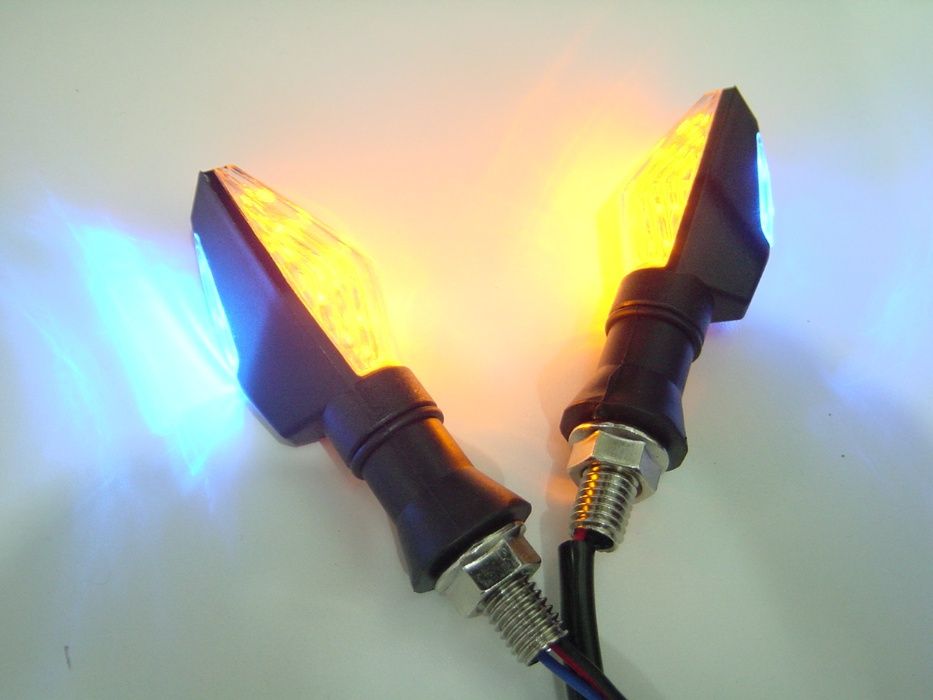 Piscas LED universais para mota