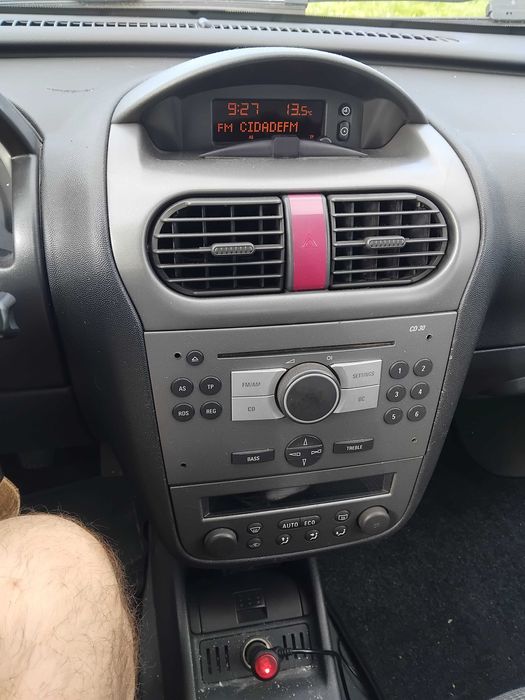 Opel corsa 1.3 cdti 2005