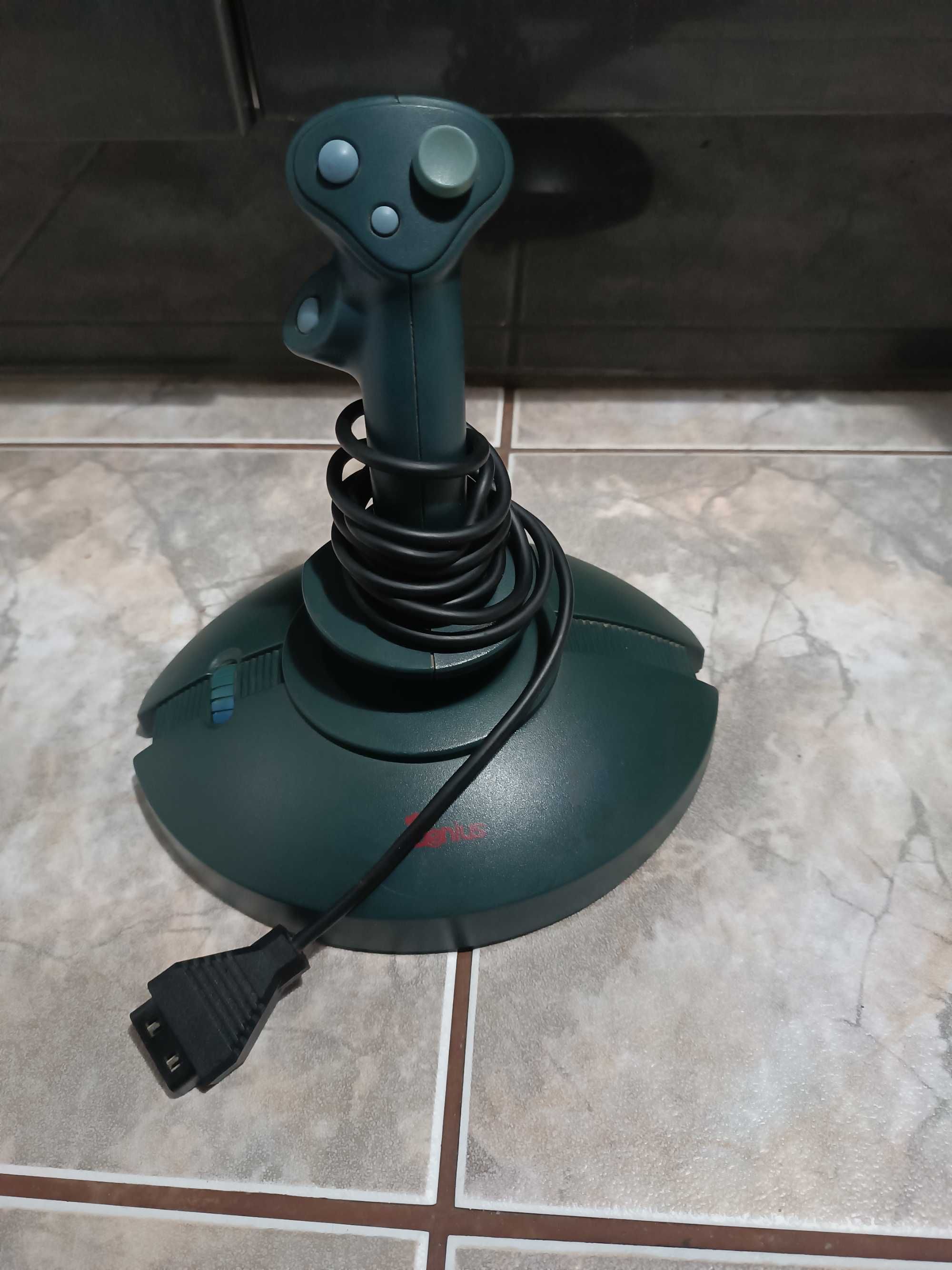 Joystick Genius model: Flight2000 f-22