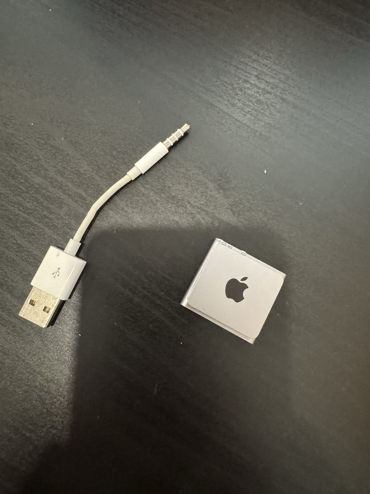 iPod shuffle apple