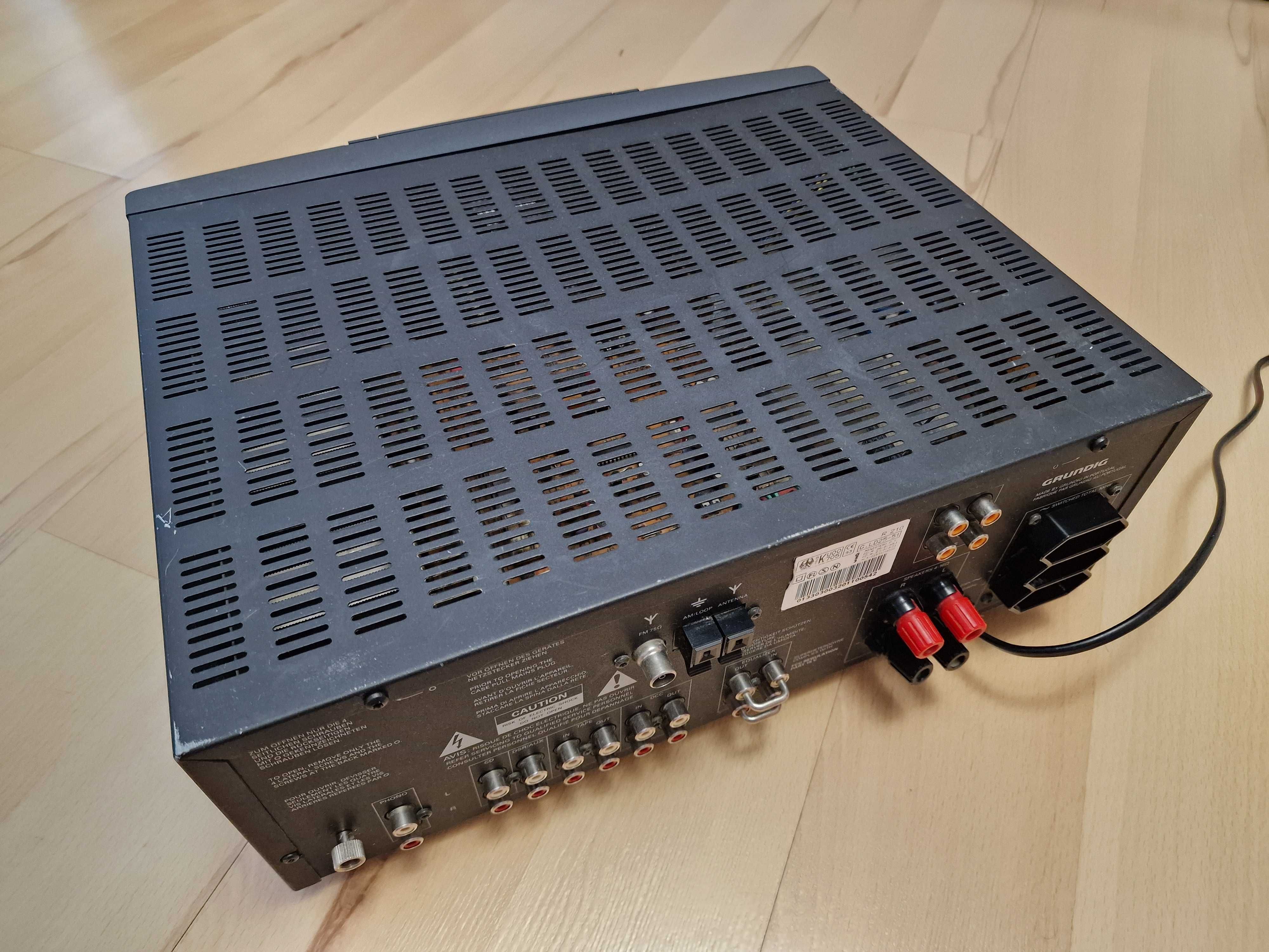 Grundig R210 amplituner