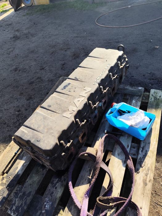 Głowica silnika MAN TGX – oryginał,