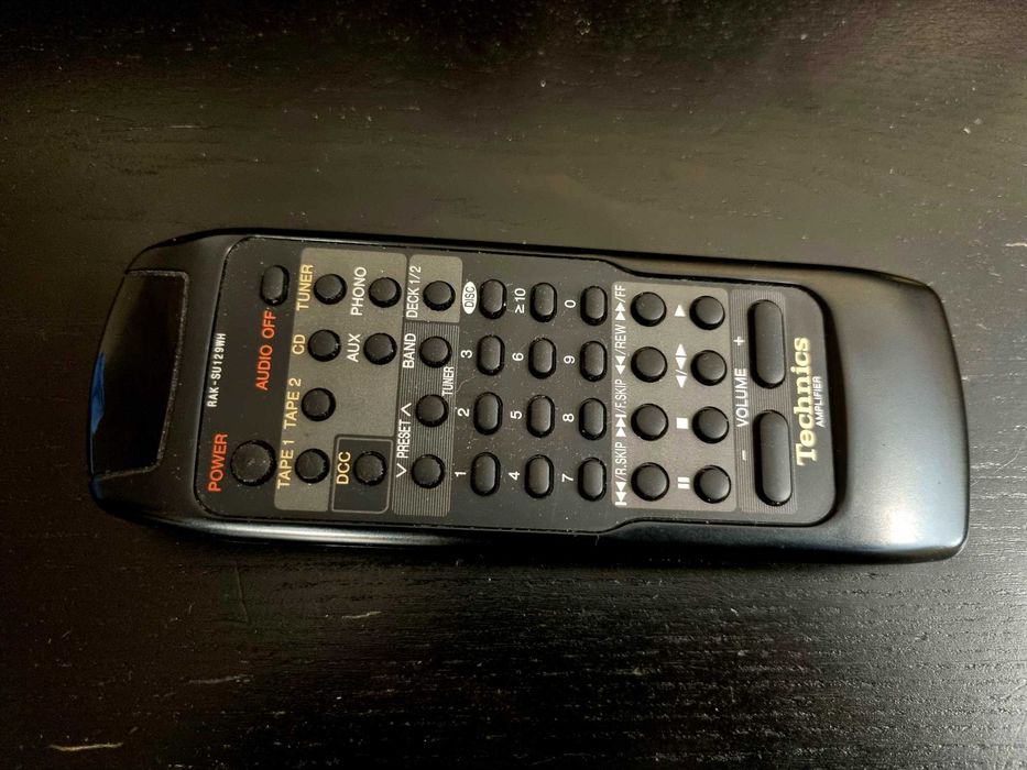Wzmacniacz Technics SU-A700 + Pilot