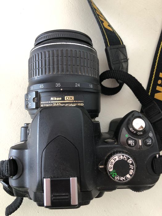 Máquina fotográfica Nikon D60