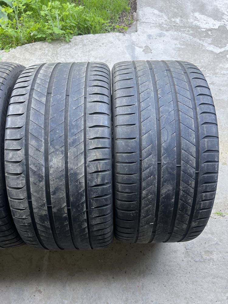 Летняя резина б у шины б у 295/35/21 Michelin