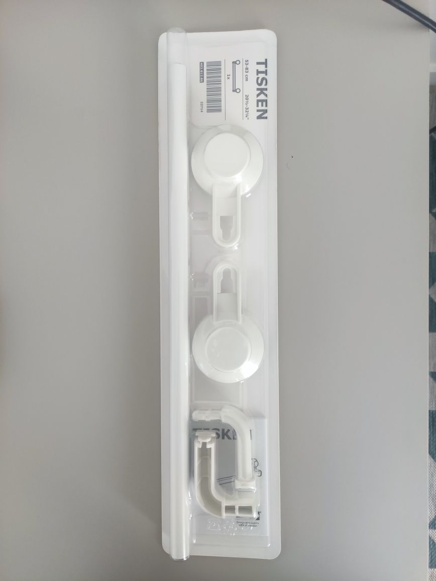 Toalheiro com ventosa TISKEN IKEA