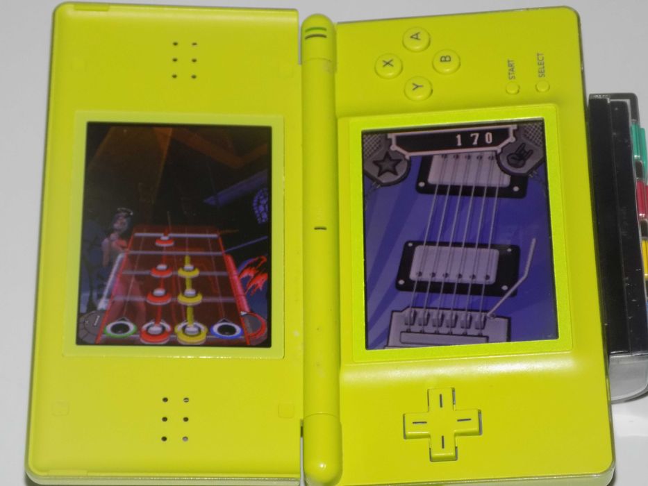 NINTENDO DS : Band Hero + Guitar Hero + grip gitarowy
