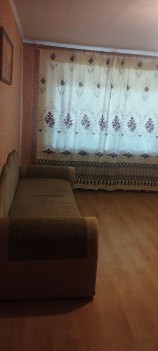 Сдам 2 комнатную квартиру