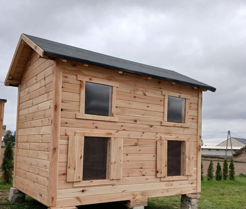 Golebnik 4x2 Dach Dwuspadowy