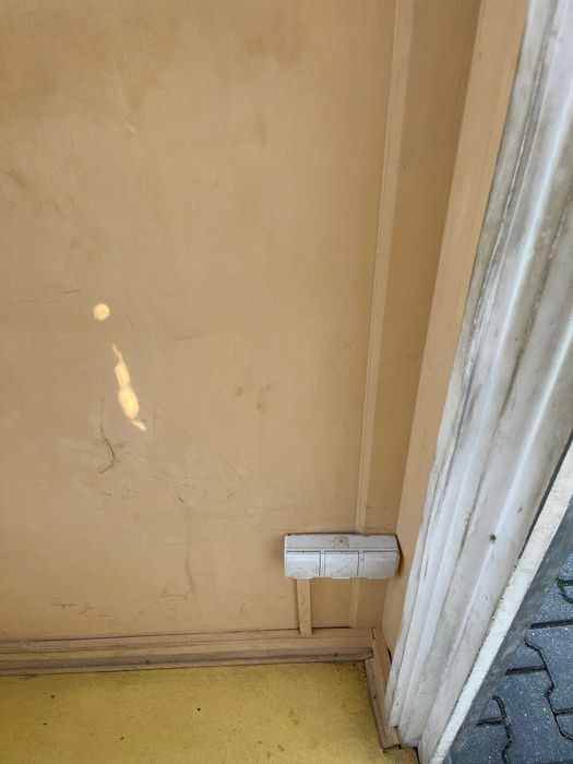 STRÓŻÓWKA - Solidna i funkcjonalna z pełnym wyposażeniem