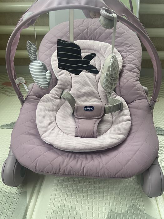 Chicco Hoopla шезлонг-гойдалка стілець