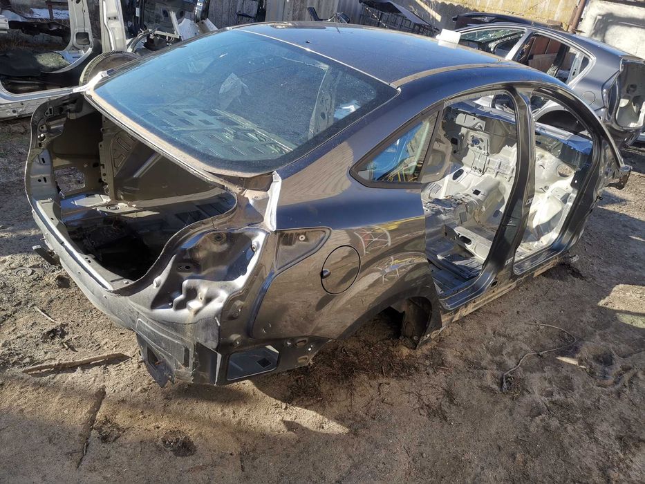 Четверть форд фокус 3 стойка задняя панель крыша седан хетчбек