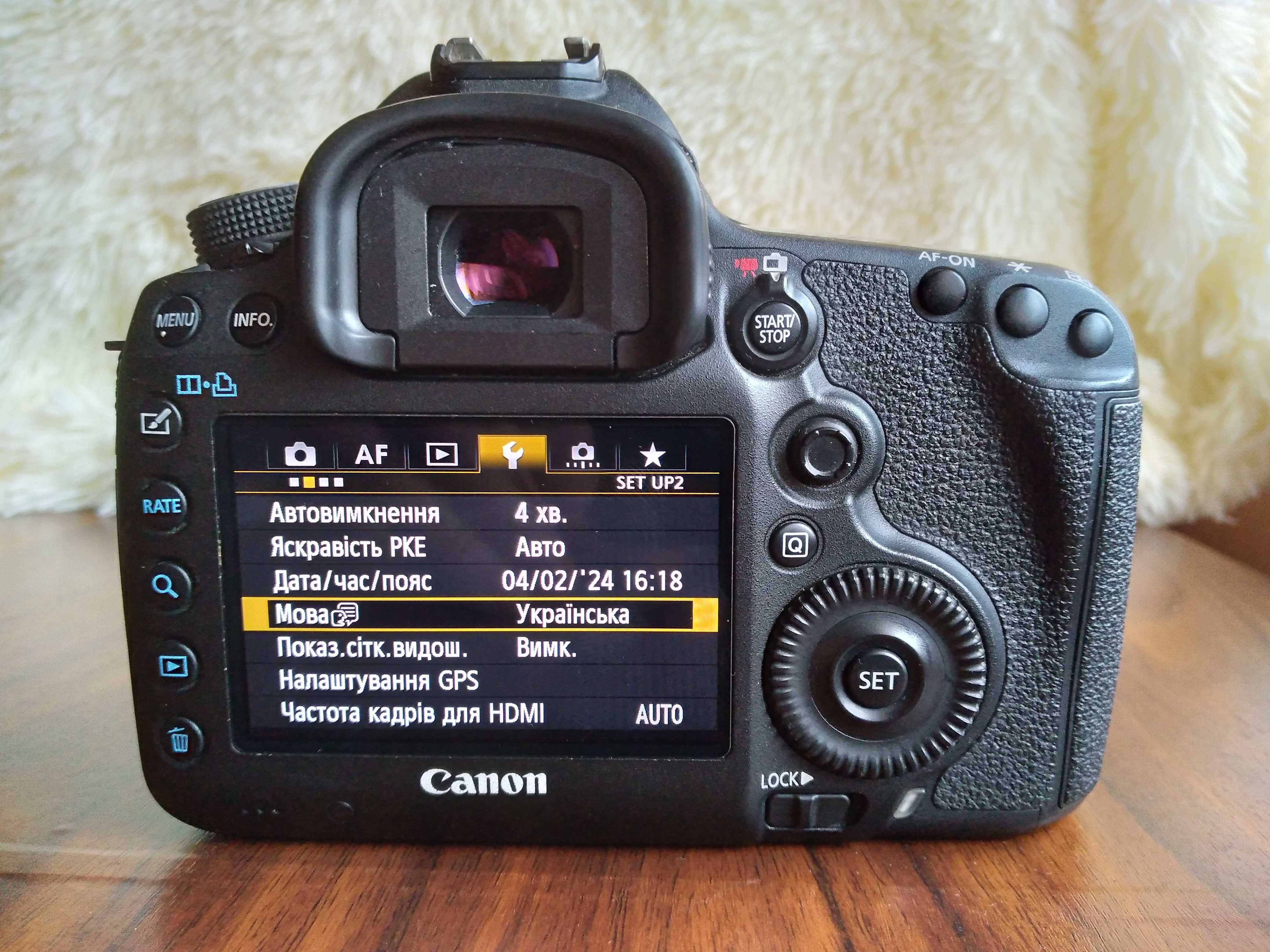 Фотоапарат Canon EOS 5D Mark III