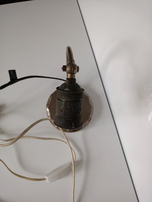 Lampka stołowa kinkiet