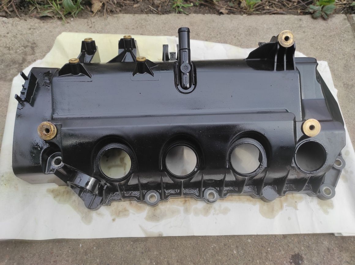 Клапанна кришка Renault, 1,2 16v, D4F 732
