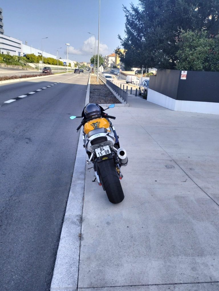 Mota cbr 900 fireblede