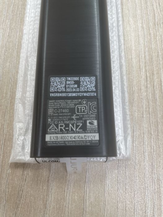 Оригінальний пульт Samsung BN59-01385G/01385M з сонячною панеллю.