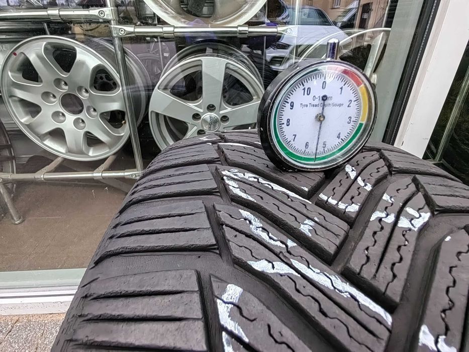 205/55r16 91H Michelin Alpin 6 zima para PZ66 SP