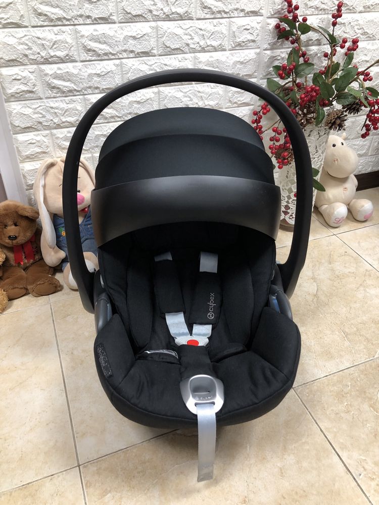 Автокрісло Cybex Cloud Z i-Size Група 0+ (0-13 кг) детское автокресло
