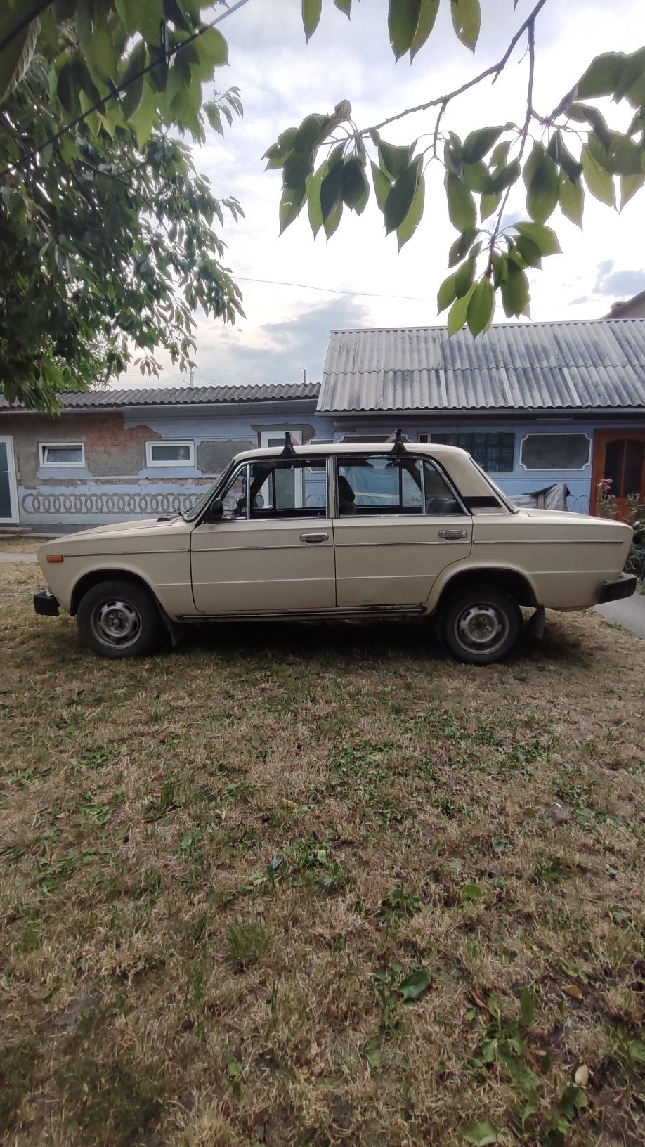 Продам ВАЗ 2106         .