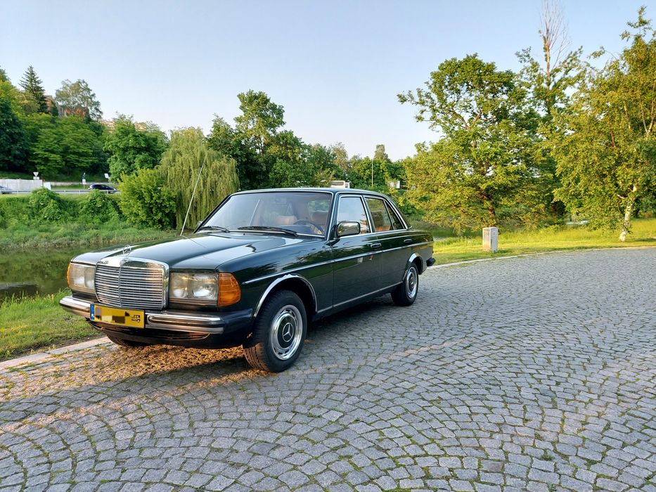 Wynajem klasycznych aut Sandomierz - na ślub, sesję czy inną imprezę