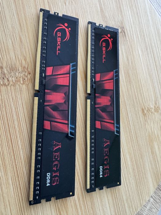 32GB (2x16GB) DDR4 G.Skill Aegis RAM