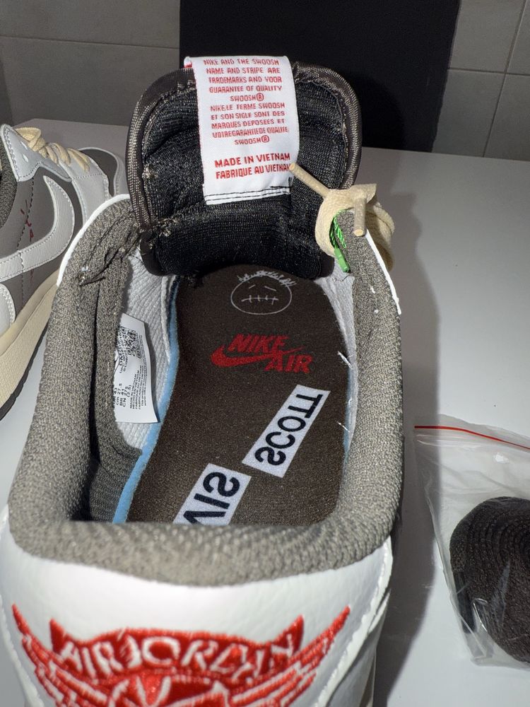 Air jordan 1 low Travis scott