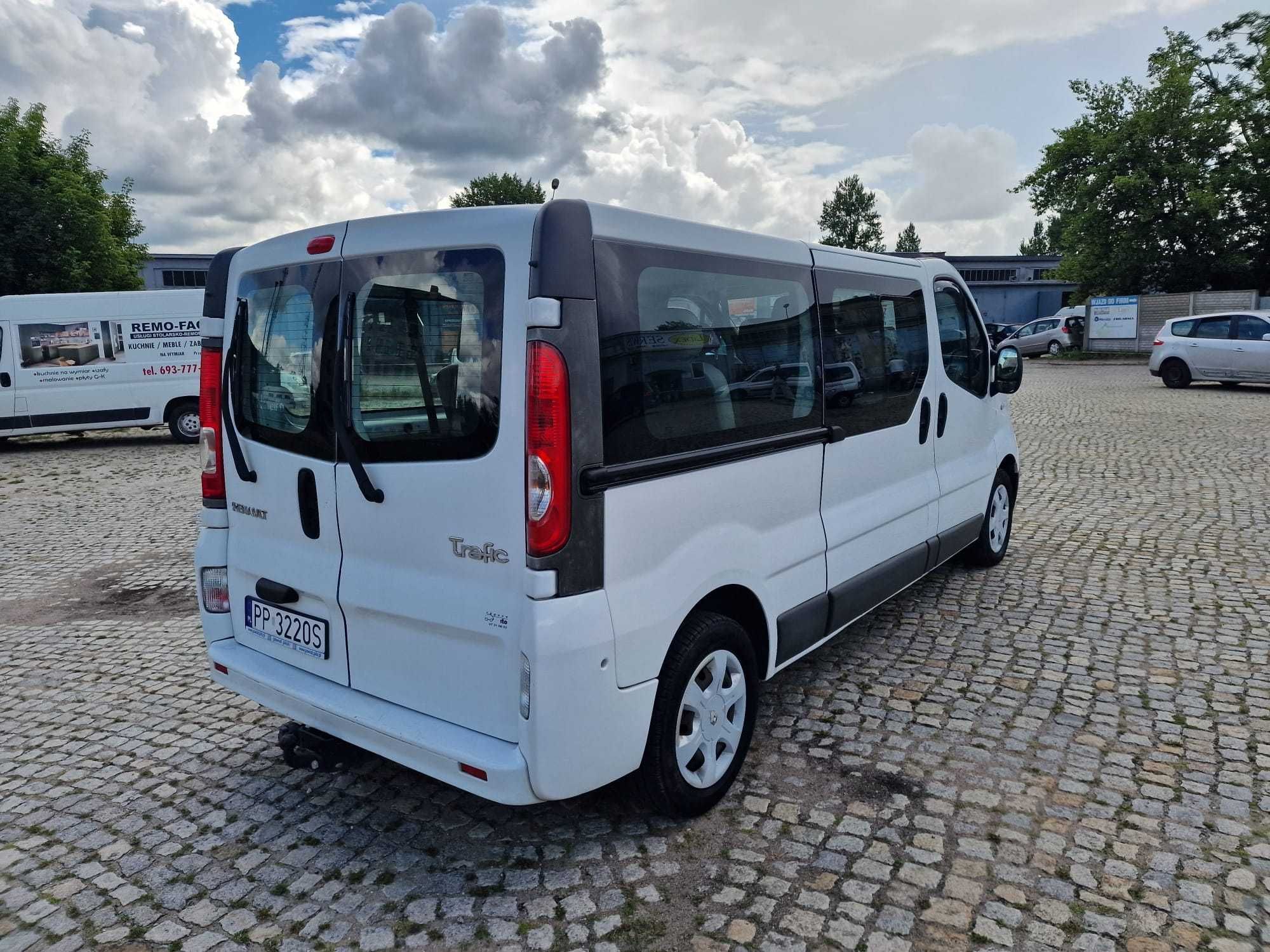 Renualt Trafic 2,0 DCI 2007r
