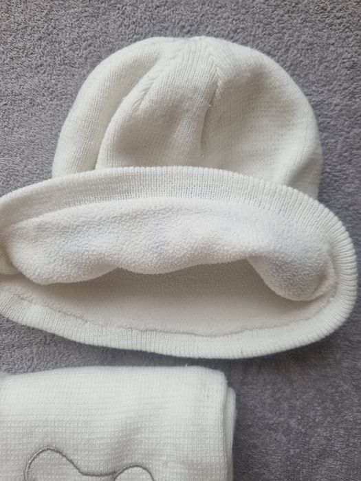 Шапка, шапочка на дівчинку 3-4 років