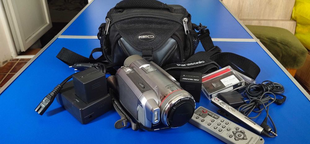 Продам видеокамеру mini DV Panasonic NV GS-500
