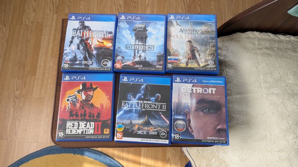 Ps4 Fat White біла і комплект дисків