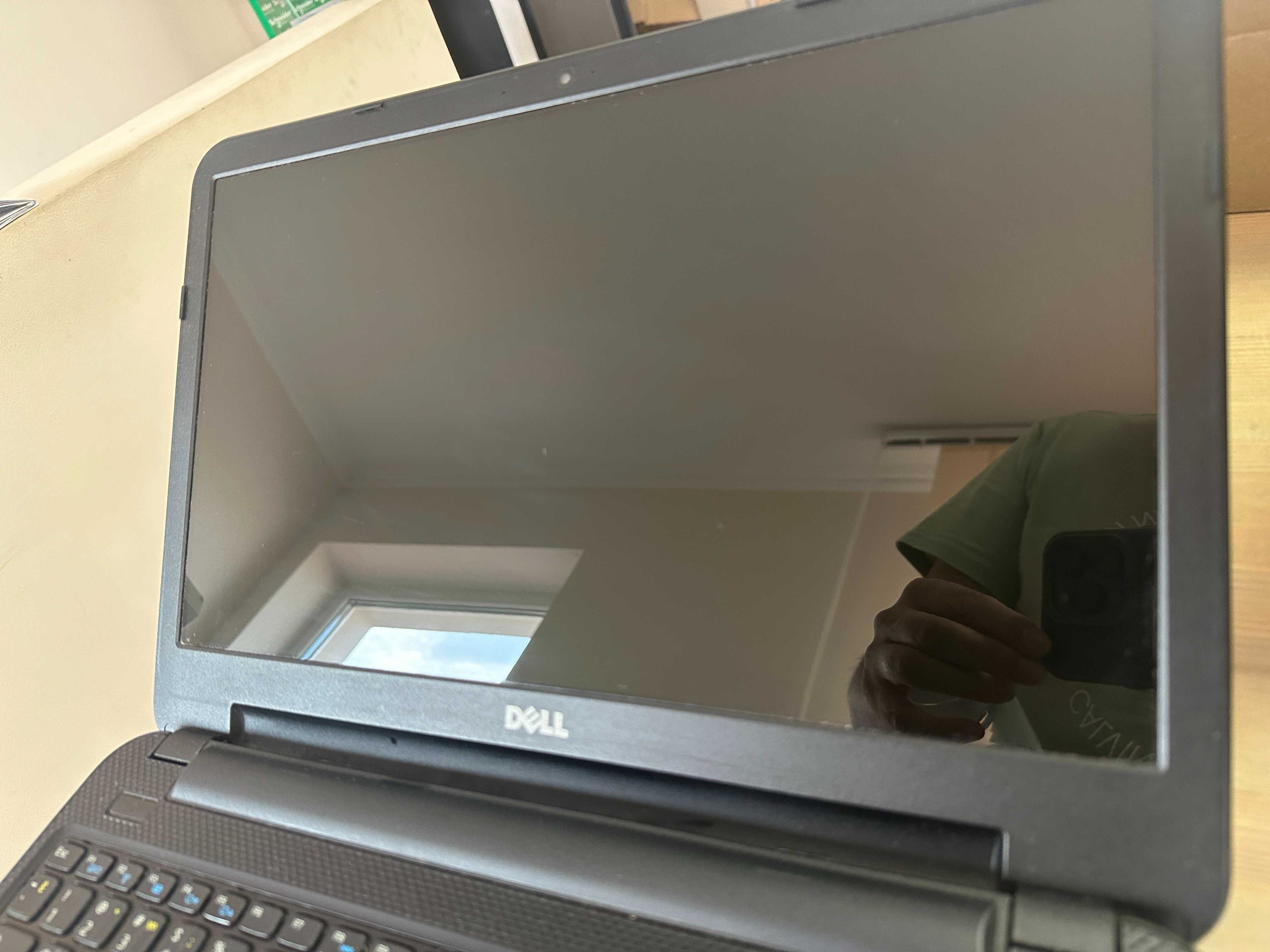 Ноутбук Dell Inspiron 3521 15.6 i3-3217U (1.8 ГГц) RAM 4 ГБ SSD 120 ГБ