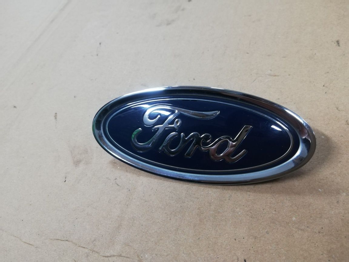 Emblemat znaczek logo klapy pokrywa bagażnika Ford Focus mk4 IV kombi
