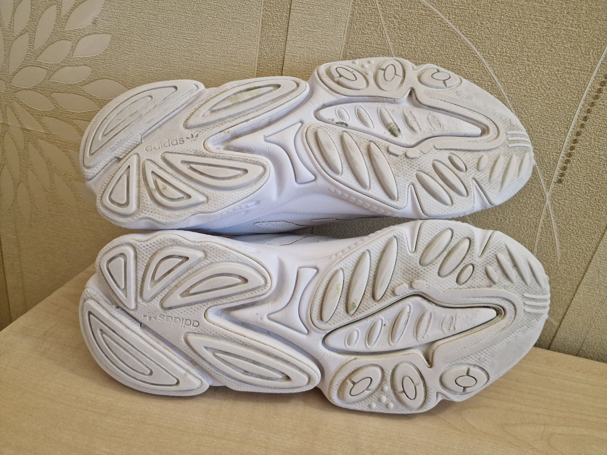 Кросівки Adidas Ozweego Pure Athletic оригінал розмір 38 2/3