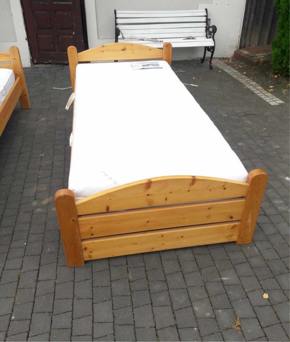 Łóżko 100x200 ze stelażem i materacem 90x200 drewniane sosnowe