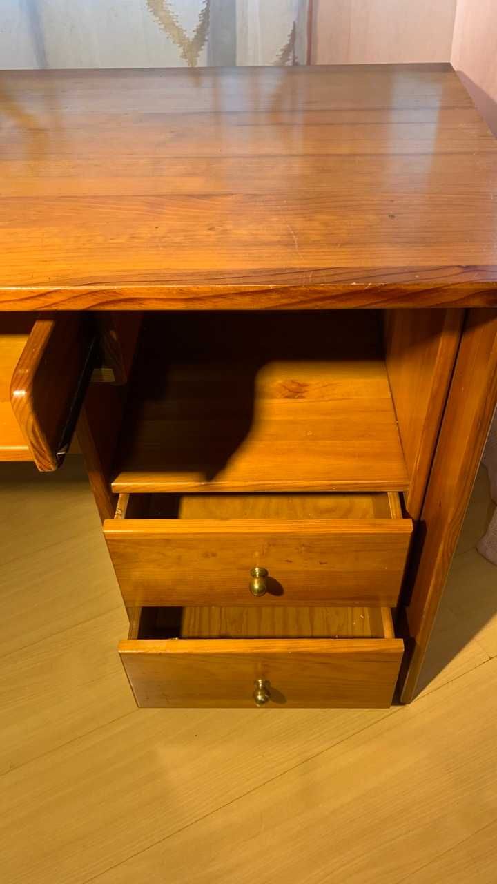 Secretaria em madeira pinho