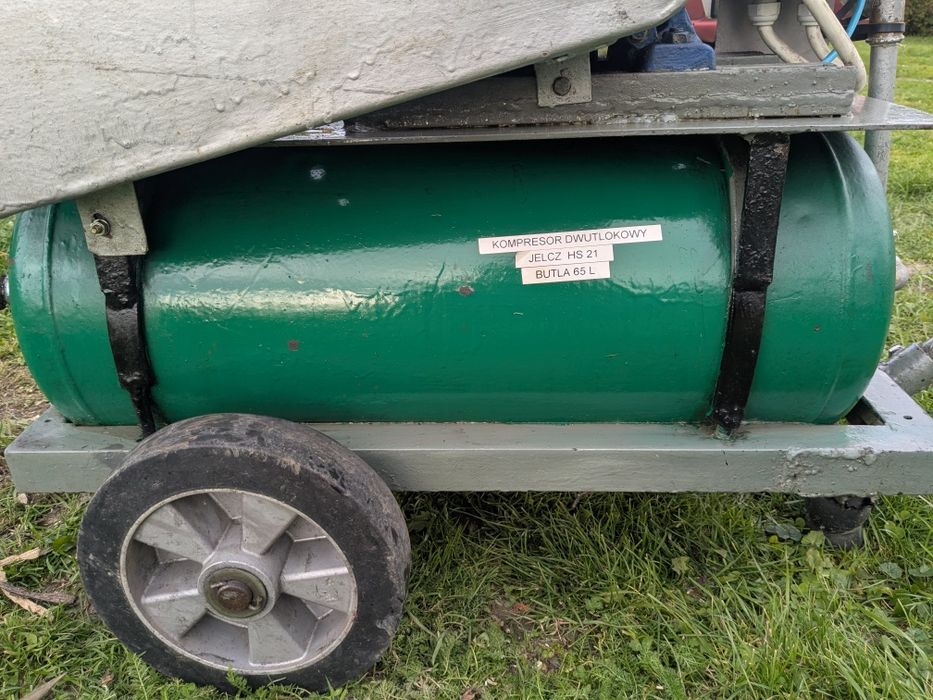 Kompresor sprężarka jelcz HS21 HS 21 dwutłokowy 380V siła 2.2KW