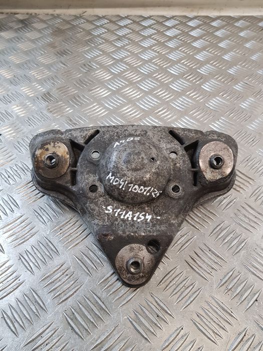 Mocowanie Amortyzatora Przód 8D0412383E Audi A4 B5 99R-