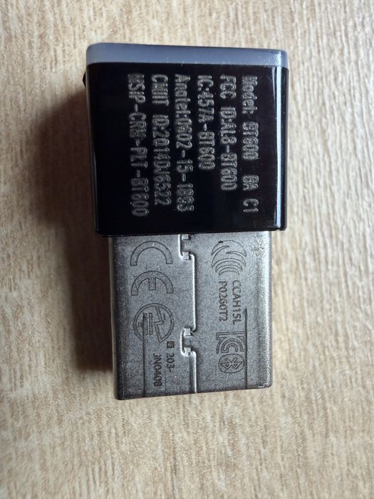 Plantronics / Poly BT600 USB-A Karta dźwiękowa Bluetooth