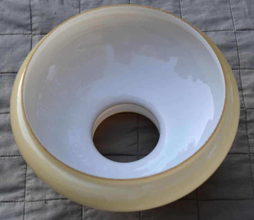 Klosz szklany typu Aladyn do lampy naftowej elektrycznej