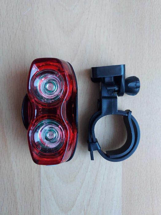 Tylna lampka rowerowa, mocna , oświetlenie LED na rower