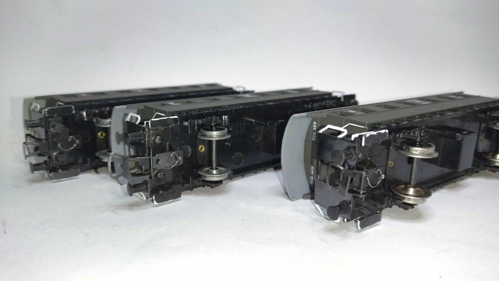 Modele 3 wagonów osobowych Ci, PKP, skala H0 (1:87)