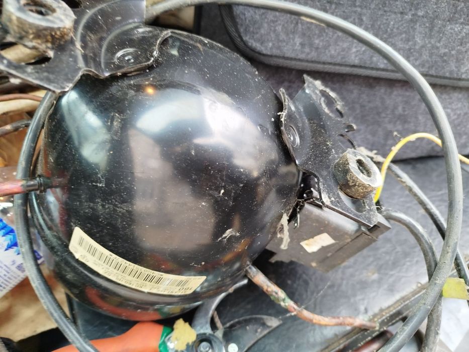 Компрес до холодильника атлант