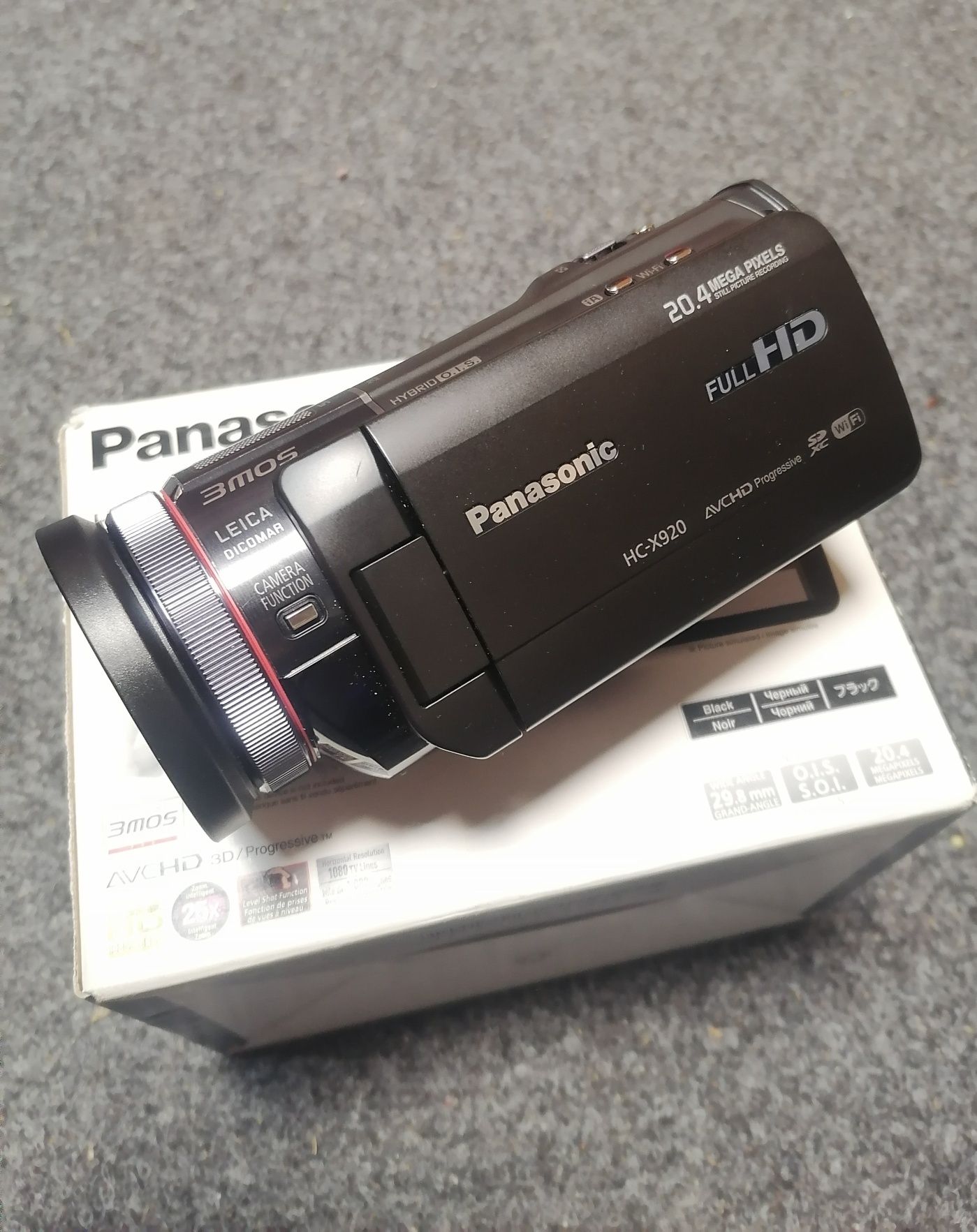Видеокамера Panasonic HC-X920