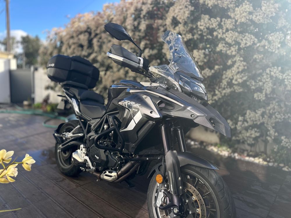 Mota de passeio benelli trk 502