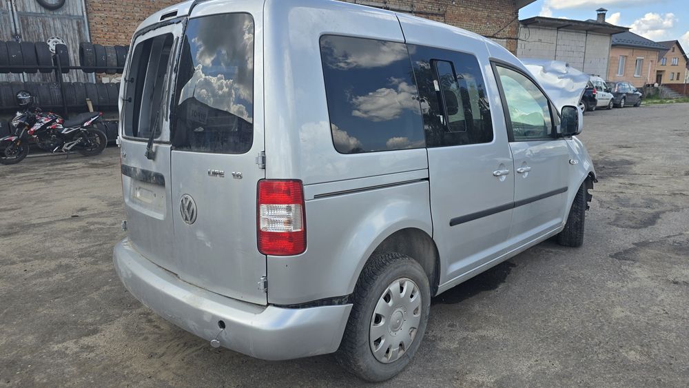 Розборка шрот Volkswagen Caddy 2006 1.6 бензин механіка двигун КПП ін