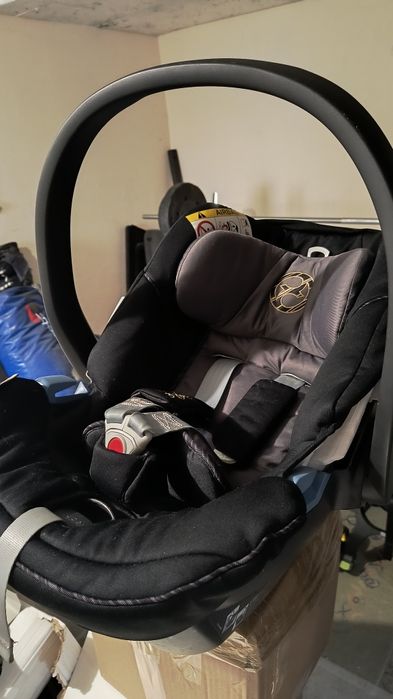 Oddam nosidełko dla niemowlaka