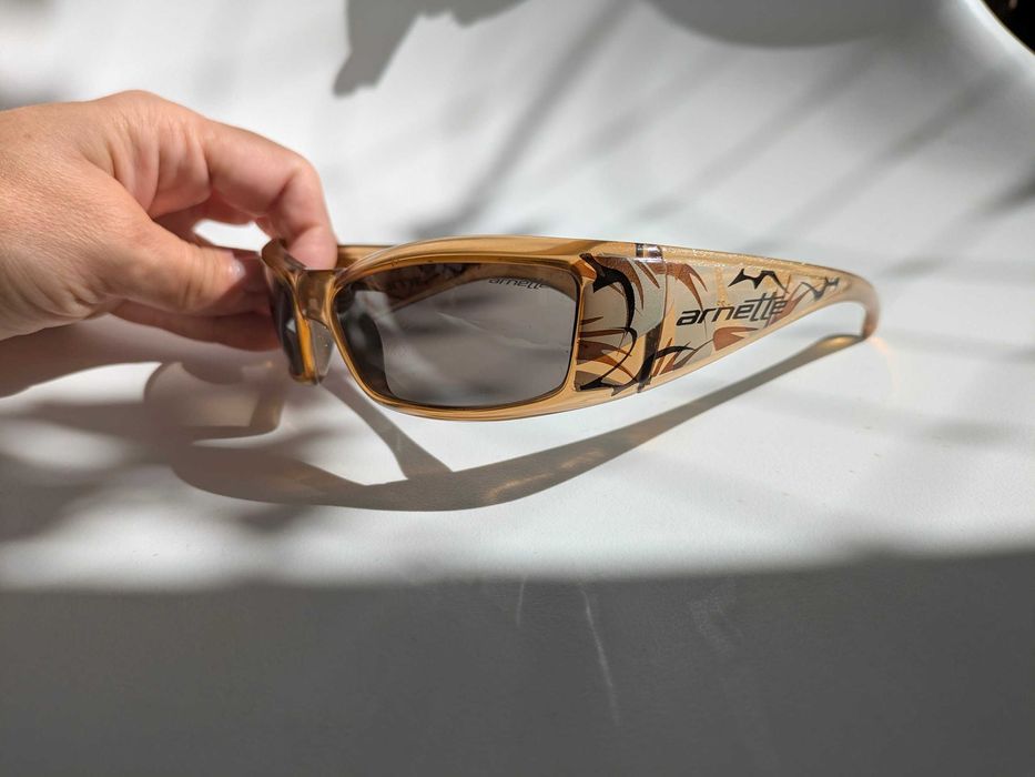 Óculos de sol Arnette